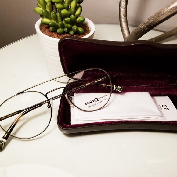 Etnia Barcelona Unisex Optical Frame. - Picture 2 of 4